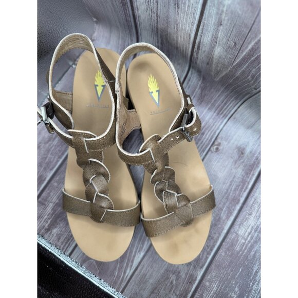 Volatile Gold Braided Leather Itzel Sandal Shoe Women Size 7 - Picture 8 of 12